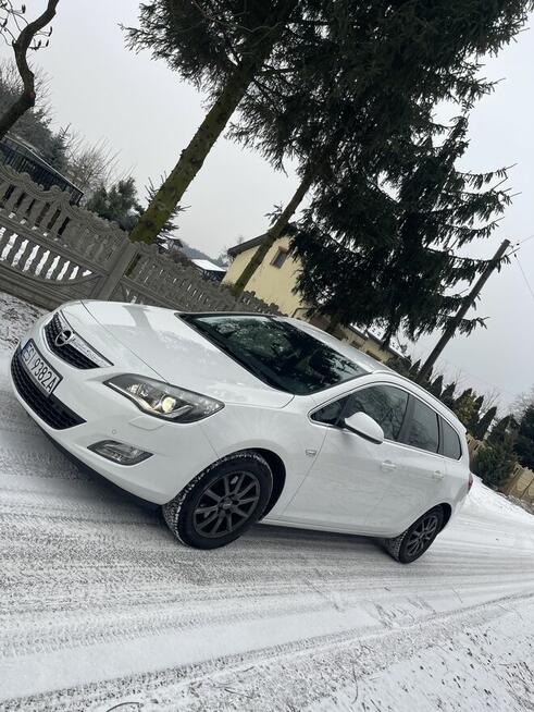 Sprzedam Opel astrę J 1.8 turbo 180km