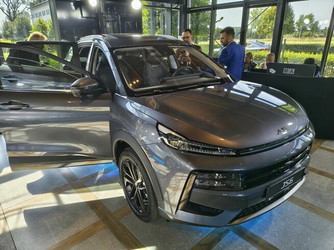 NOWY SALON w Kędzierzynie-Koźlu: Marka JAC