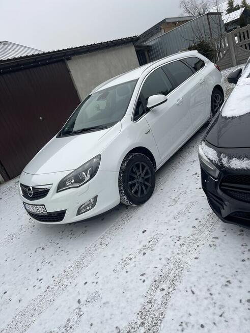 Sprzedam Opel astrę J 1.8 turbo 180km