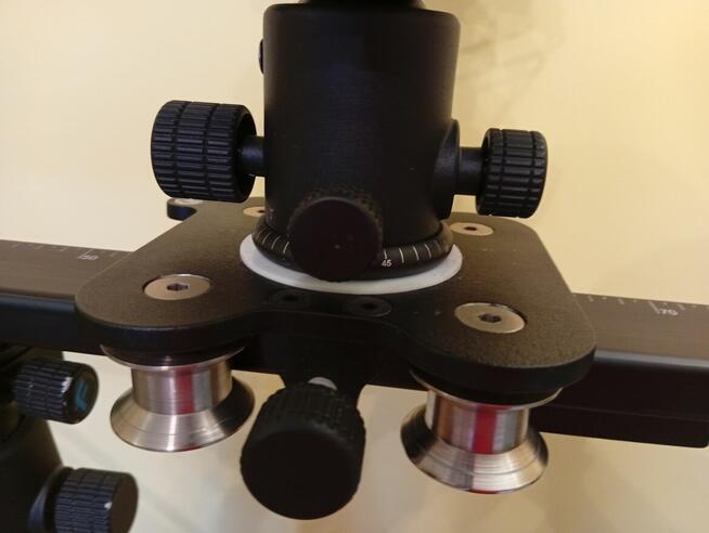 Statyw z głowicą i podporami oraz slider Kameleon