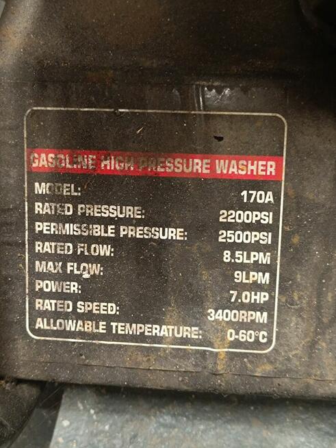 Myjka ciśnieniowa spalinowa do naprawy