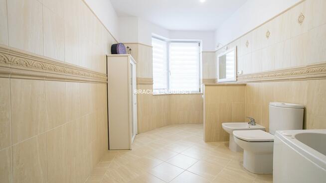 Dom Kraków Dębniki, Kostrze, Dąbrowa