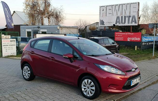 Ford Fiesta Podgrzewane Fotele Podgrzewana przednia szyba/Zestaw głośnomówiący