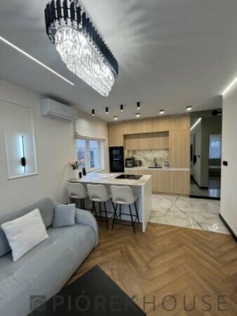 4-pokojowe mieszkanie na Woli