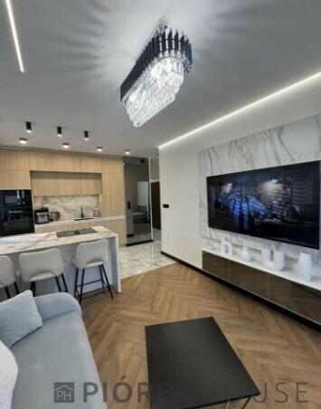 4-pokojowe mieszkanie na Woli