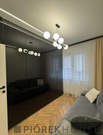 4-pokojowe mieszkanie na Woli