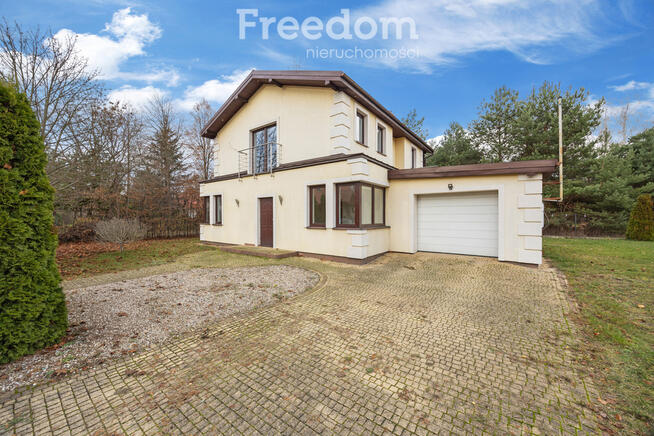 Przestronny dom z ogrodem