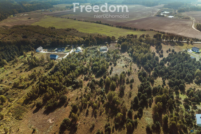Urocza działka budowlana na wzniesieniu !
