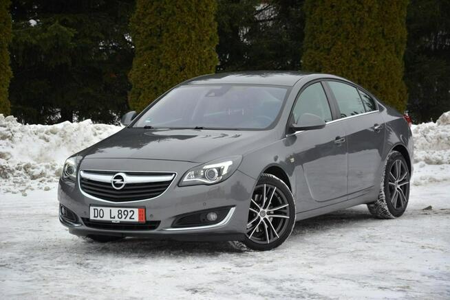 Opel Insignia Lift bi-Xenon Led Navi Kamera FrontAsist Asyst. Pasa BLIS Alu18' ASO