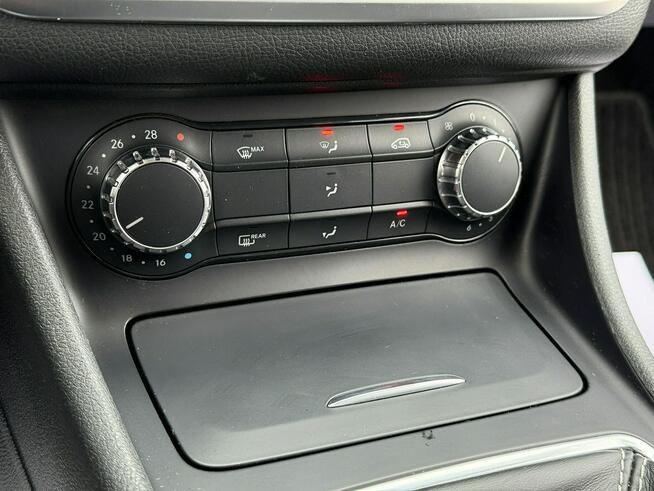 Mercedes GLA 200 1.6i 156KM Navi/Alu17/SerwisASO/PDC/Xenon/Led/Perfekcyjny