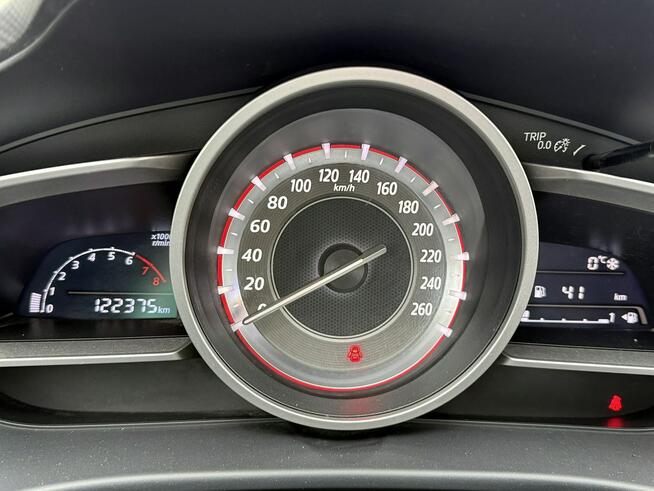 Mazda 3 1.5i 100KM/SkyActive-G/Alufelgi/Pod.Fotele/Serwis/Alu/Model2014