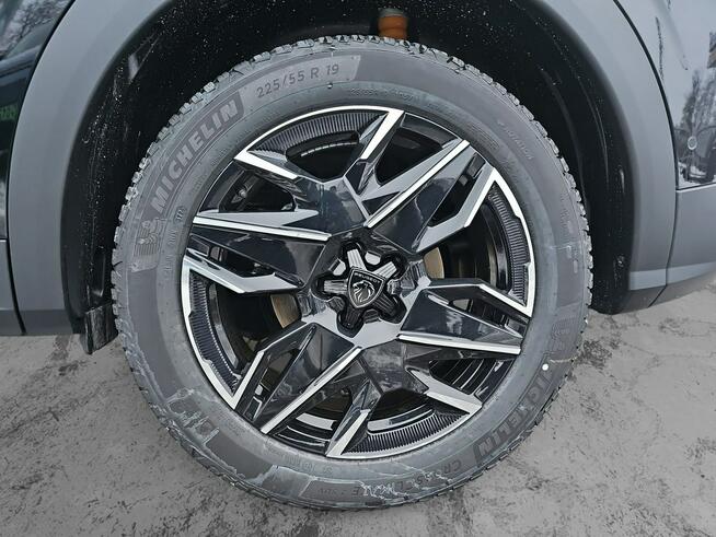 Peugeot 3008 HYBRID 145 KM Wyprzedaż rocznika 2025