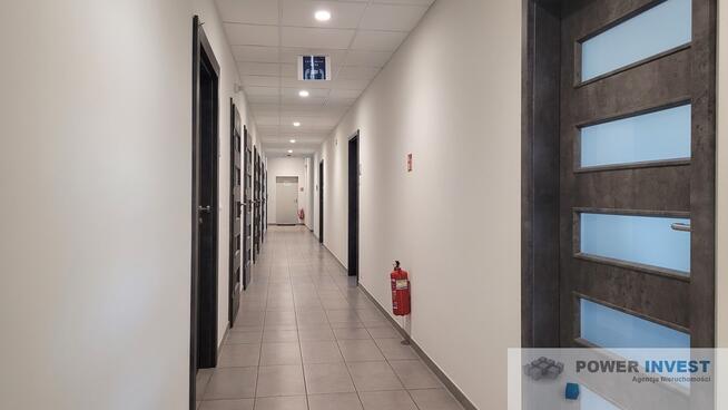 Lokal użytkowy pod biuro przy Balicach, parking