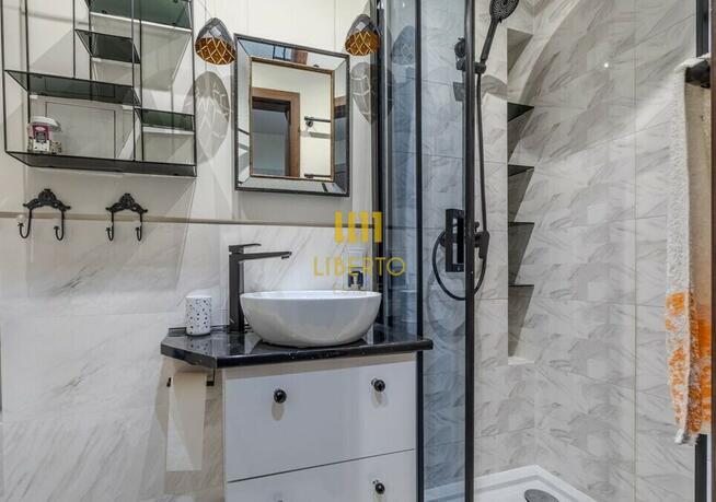 Ciche 2 pokoje przy Metrze Ks Janusza