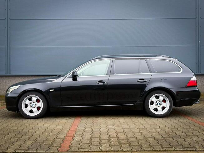 BMW 520 E61 2.0 diesel 163KM Lift Automat Hak Bixenon Skóra Nawigacja Alufelgi
