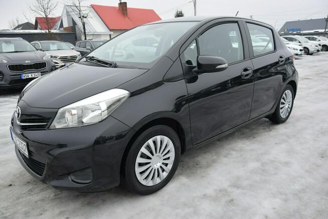 Toyota Yaris 1.3B Navi/ Kamera/ 107 TYS KM/ 2 KPL KÓŁ/ Sprowadzony/ Opłacony