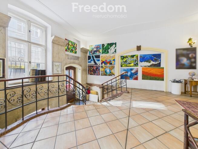 Lokal - ikona. 112 m2.