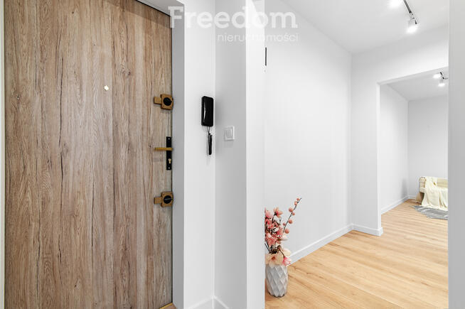 Nowoczesne 2 pokoje na 2 piętrze