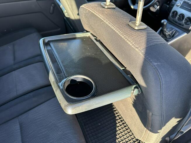 Mazda 5 1,8 benzyna, klimatyzacja, 7 miejsc ,przyciemniane szyby, isofix