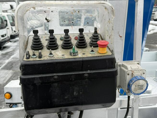 Iveco Daily 35S14 Podnośnik Koszowy Multitel MZ 250 Zwyżka UDT MX Versalift Ruthmann P7