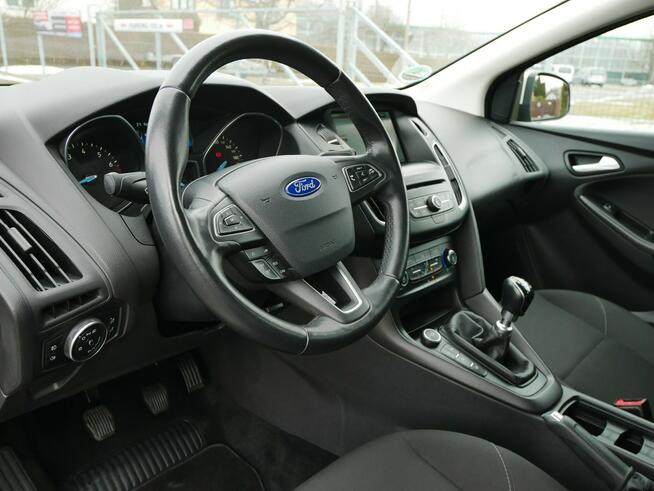 Ford Focus 1.0 125KM Kombi -Hak -Nowy rozrząd -Pak zima -Kamera -Navi -GWARANCJA