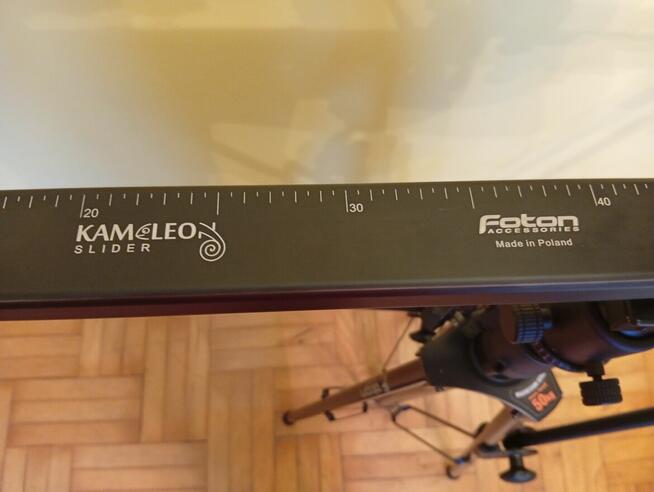 Statyw z głowicą i podporami oraz slider Kameleon