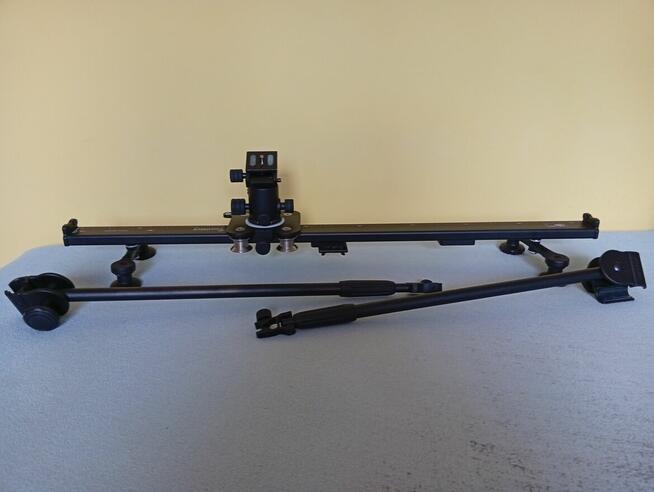 Statyw z głowicą i podporami oraz slider Kameleon