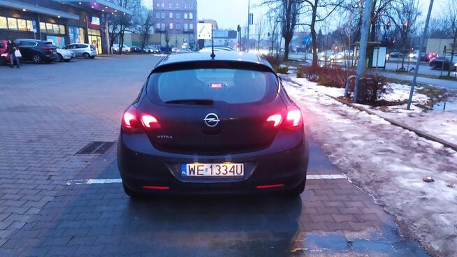 Sprzedam Opla Astra j cosmo