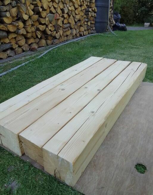 Belki ze starej stodoły