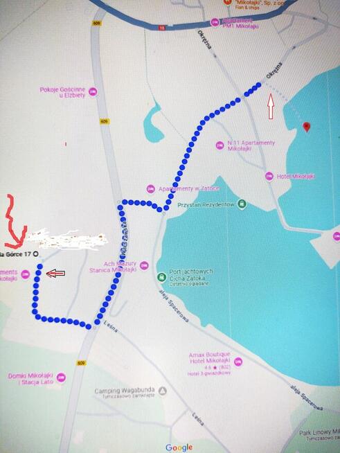 Mikołajki, Willa Cyklada położ. ok. 200 m od jeziora