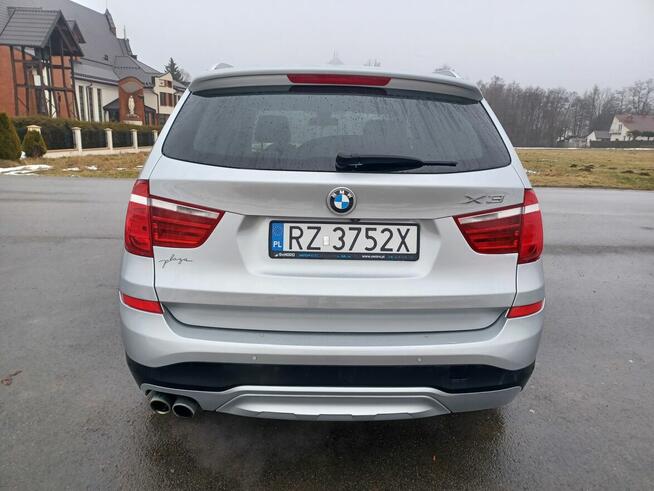 BMW X3 i28