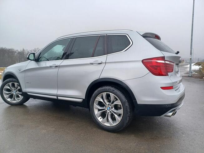 BMW X3 i28
