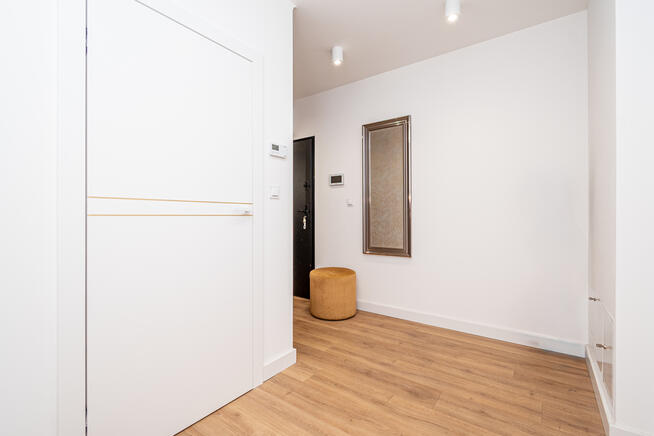 Wyjątkowe mieszkanie trzypokojowe na 1 piętrze