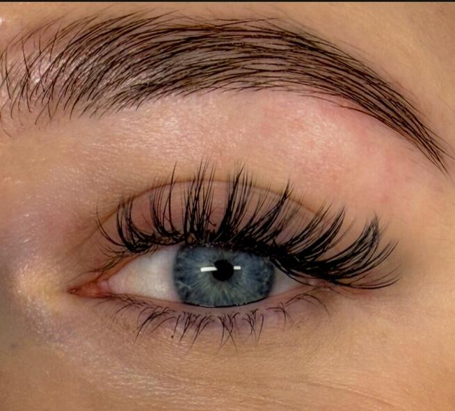 Przedłużanie rzęs 2d-6d 80 zł