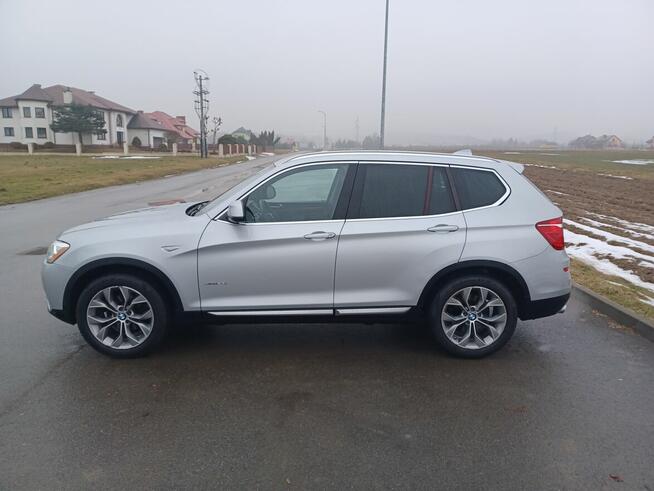 BMW X3 i28