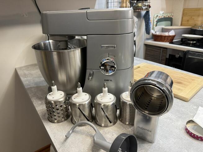 Sprzedam robót kenwood