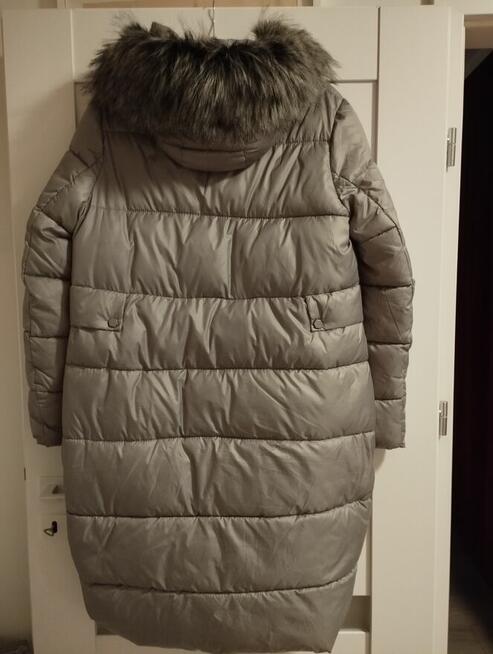 Pikowany puchowy zimowy płaszcz