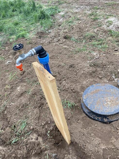 Działka budowlana z mediami + rozpoczęta budowa