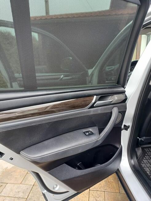 BMW X3 i28