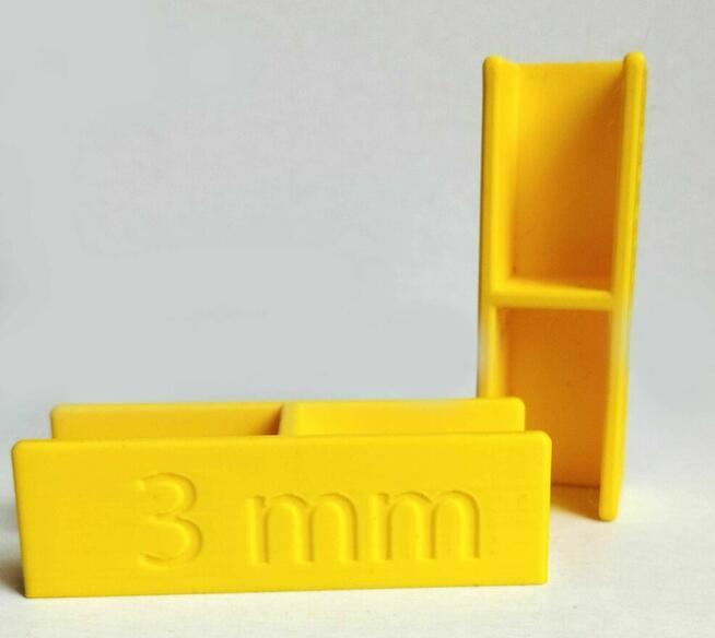 Dystans 2 szt. do montażu frontów szuflad 3mm dla stolarzy.