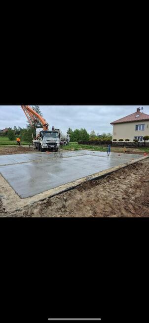 Działka budowlana z mediami + rozpoczęta budowa