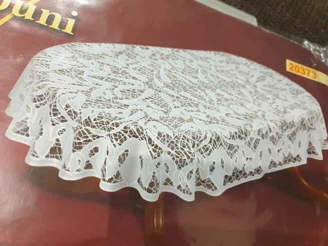 Ażurowy koronkowy obrus biały 100 x 150