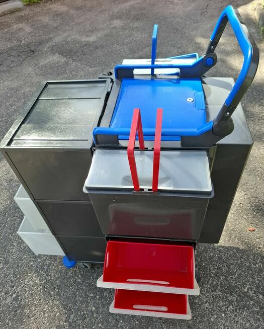 Sprzedam Okazyjnie- 2 Eleganckie Biurka Stan Idealny !