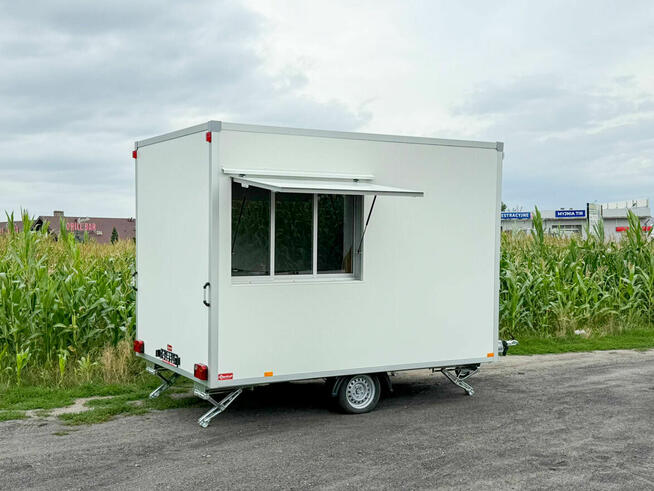 Przyczepa gastronomiczna handlowa 3.5 m z wyposażeniem nowa