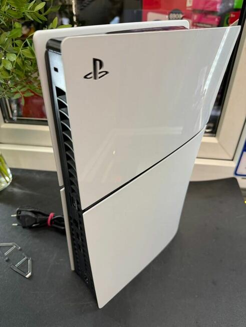 Ps5 slim jak nowe