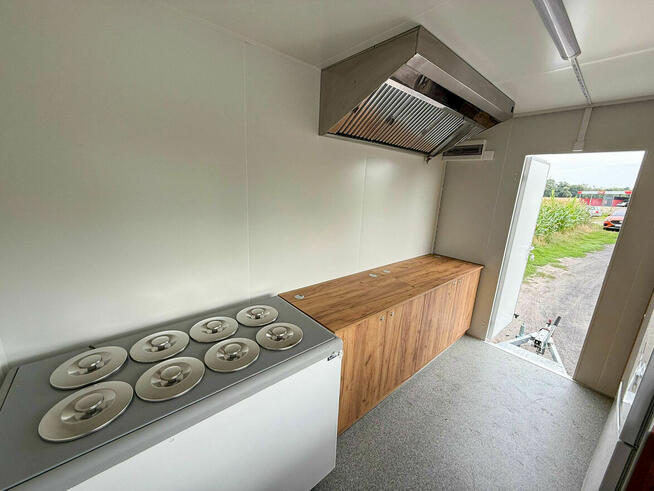 Przyczepa gastronomiczna 3.5 m lody gofry + gratis od ręki