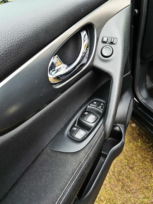 Nissan Qashqai II 1.2 lift j11 2018r. bogate wyposażenie