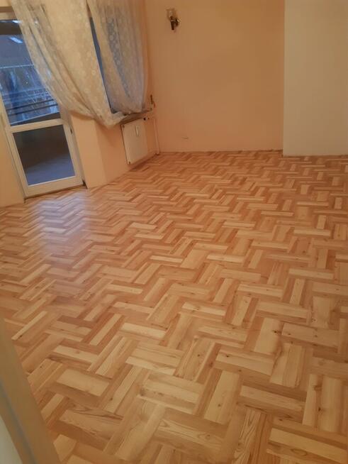 Cyklinowanie podłóg | Renowacja parkietu | Hale, szkoły, dom