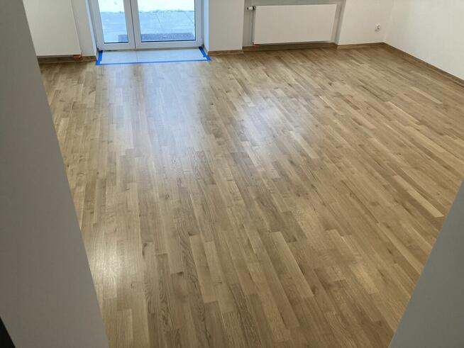 Cyklinowanie podłóg | Renowacja parkietu | Hale, szkoły, dom