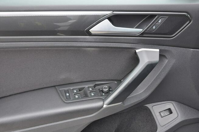 Volkswagen Tiguan 2.0TSI 180KM DSG 4Motion Highl Kamera El.Klapa Virtual Led 1wł SalonPL